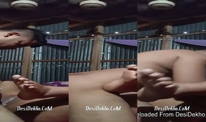 Gf K chut mai Thook lagake lund daalke chudai ki
