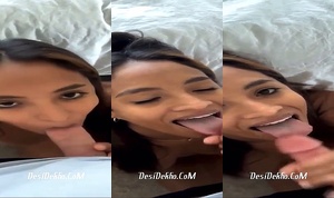 Sexy Gf Ko baithe Baithe Lund Chusai ka khel khilaya