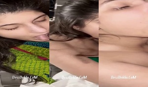 Desi Gf ko lund chusa k piche se hole mai daalke lund ko di saanti