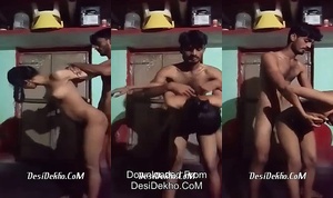 Gf ki desi style mai hardcore chudai ki bechari k saath